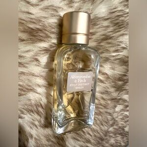 1.0 oz Abercrombie & Fitch First Instinct Sheer perfume